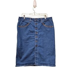 Wranger denim western style  button-up skirt. XL
